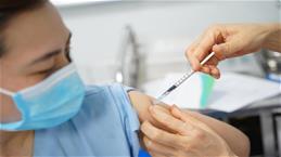 Bộ Y tế hỏa tốc yêu cầu 9 địa phương đẩy nhanh tiêm vắc xin COVID-19